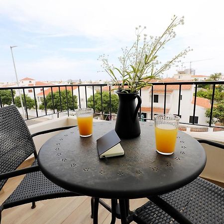 A57 - Lighthouse Apartment In Via Dona Ana Lagos Exterior photo